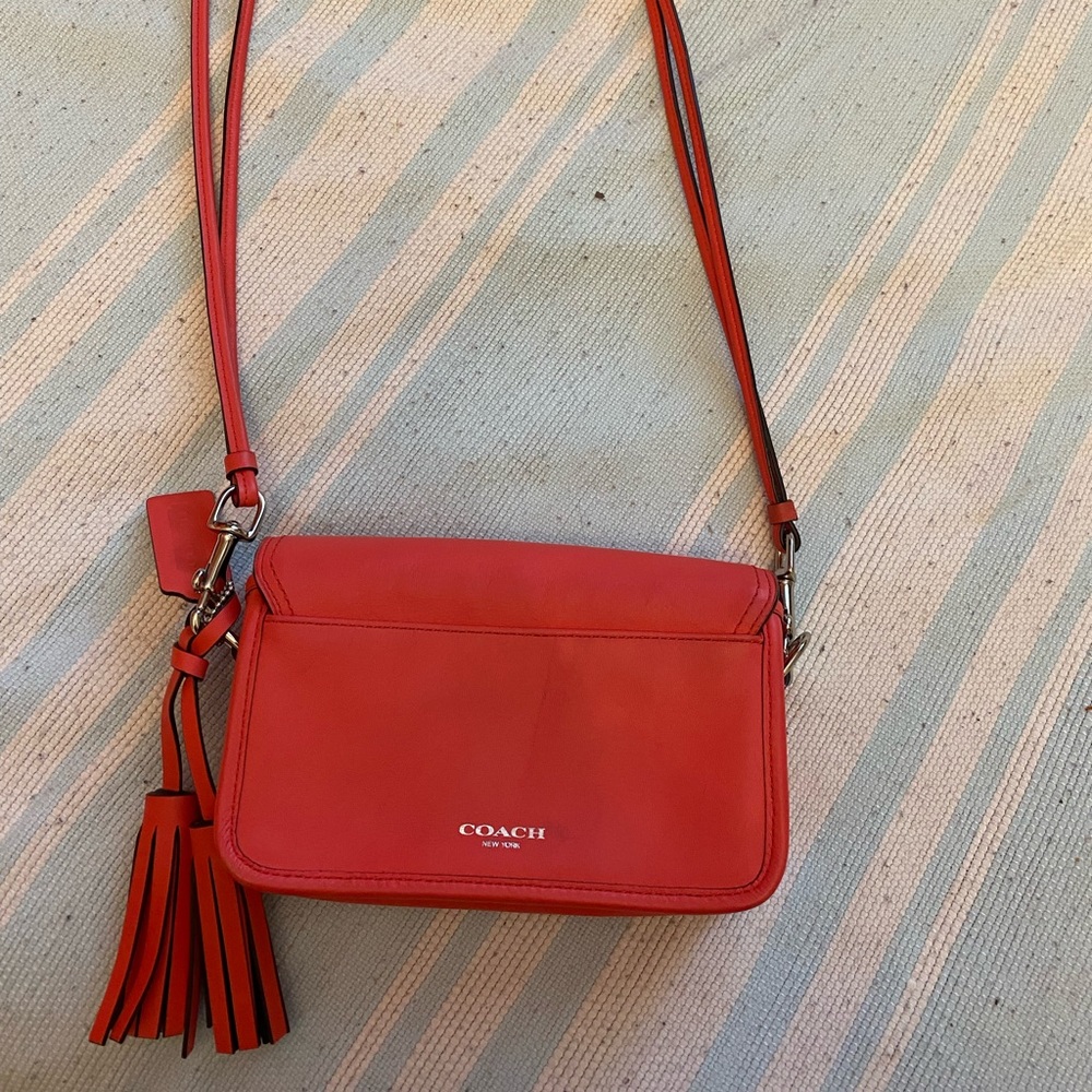 Coach Bag recevied as a gift wore once for a date! - Picture 2 of 3